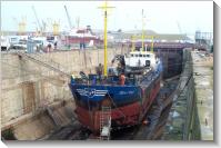 Saint-Malo (2002-04-04) At dry dock